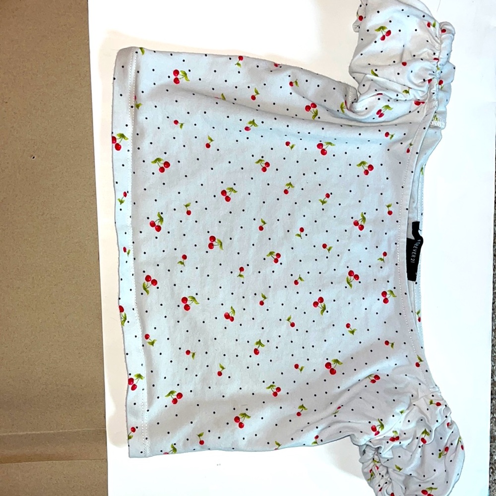 Forever 21 Cherry Top!